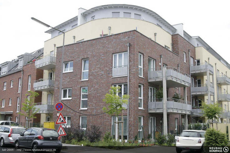 Buy Condominium in Cologne-Rodenkirchen - Mildred-Scheel1 Köln, Mildred-Scheel-Straße 1