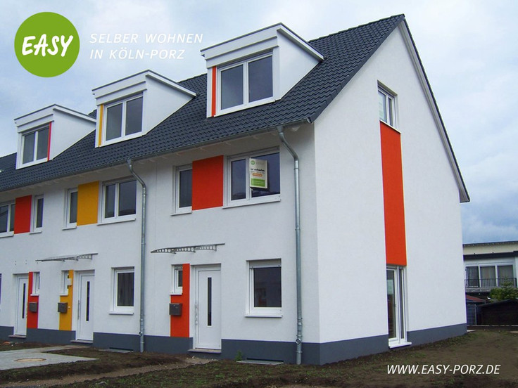 Buy Terrace house, Semi-detached house, House in Cologne-Porz - Easy - Wohnen in Köln-Porz, Nähe Urbacher Weg