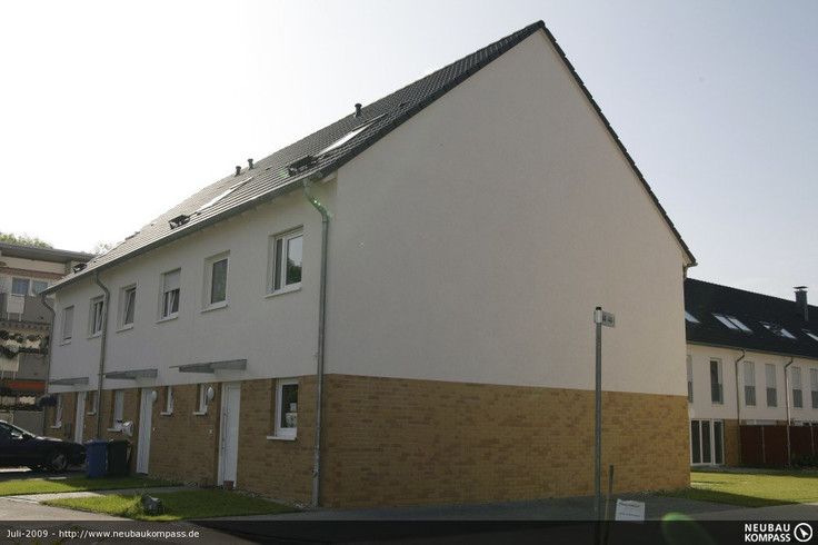 Buy Terrace house, House in Leverkusen - Bauvorhaben Warthestraße, Warthestraße