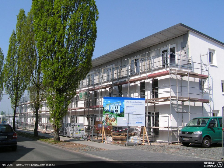 Buy Terrace house in Frankfurt am Main-Griesheim - Niedrigenergiehäuser Alt-Griesheim, Autogenstraße