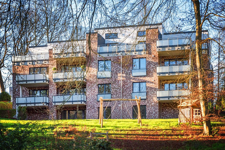Buy Condominium in Hamburg-Lemsahl-Mellingstedt - Zuhause am Alsterlauf, Sarenweg 46