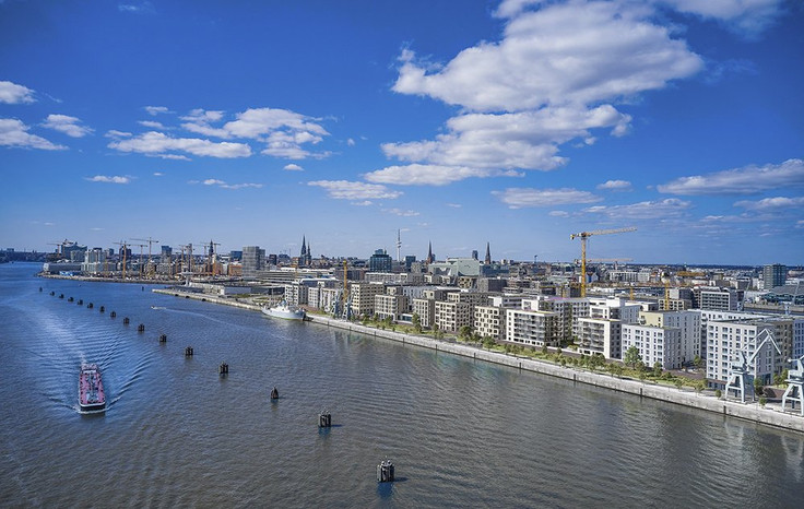 Buy Condominium in Hamburg-HafenCity - The Wave, 