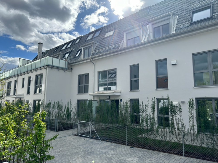 Buy Condominium, Maisonette apartment in Munich-Bogenhausen - Tenno München, Insterburger Straße