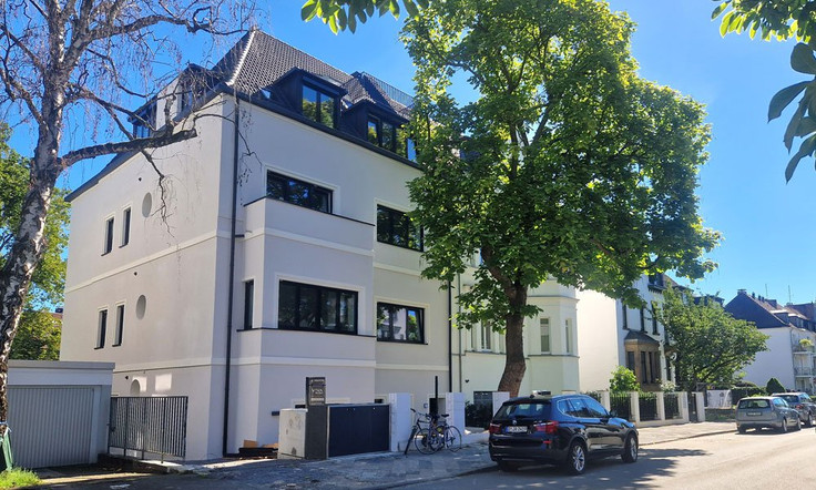 Buy Condominium in Dusseldorf-Grafenberg - G20 Düsseldorf, Geibelstraße 20