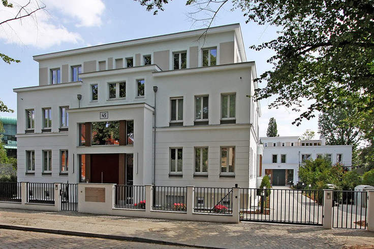 Buy Condominium in Berlin-Grunewald - Vilano Berlin Grunewald, Reinerzstraße 44-45