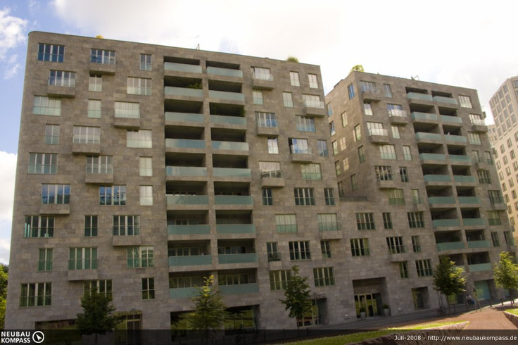 Buy Condominium in Berlin-Mitte - Parkside Apartments, Am Park