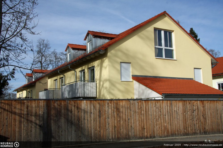 Buy Semi-detached house, House in Grafing - Doppelhäuser Glonner Straße, Glonner Straße 28