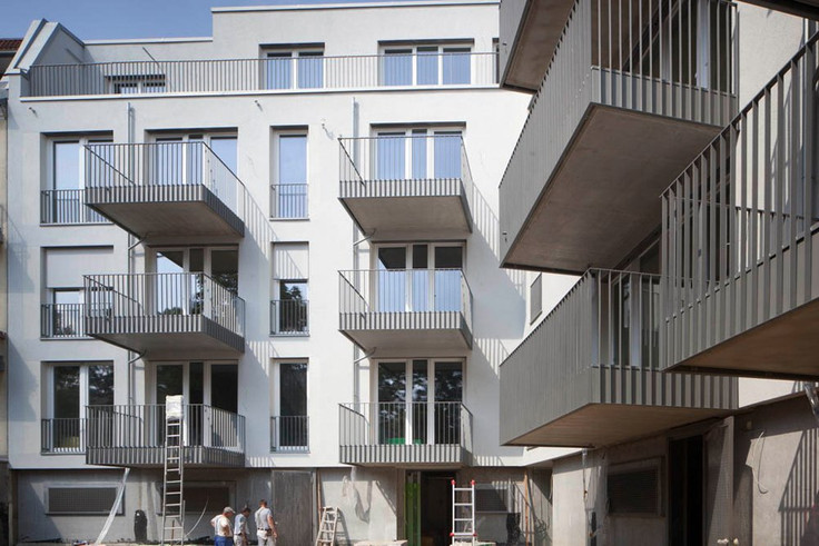 Buy Condominium in Berlin-Pankow - Mehrfamilienhaus Pankow, 