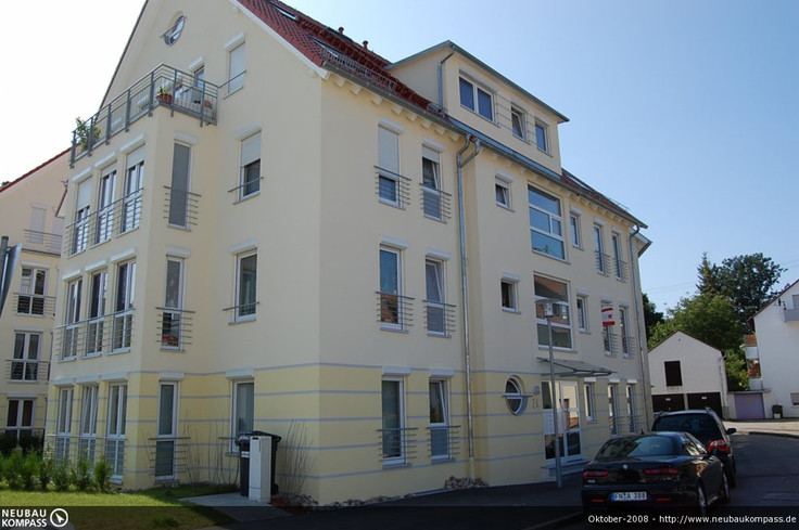 Buy Condominium in Neuhausen auf den Fildern - Wohnen am Peronnas-Platz, Waagenbachstraße/Schloßerstraße