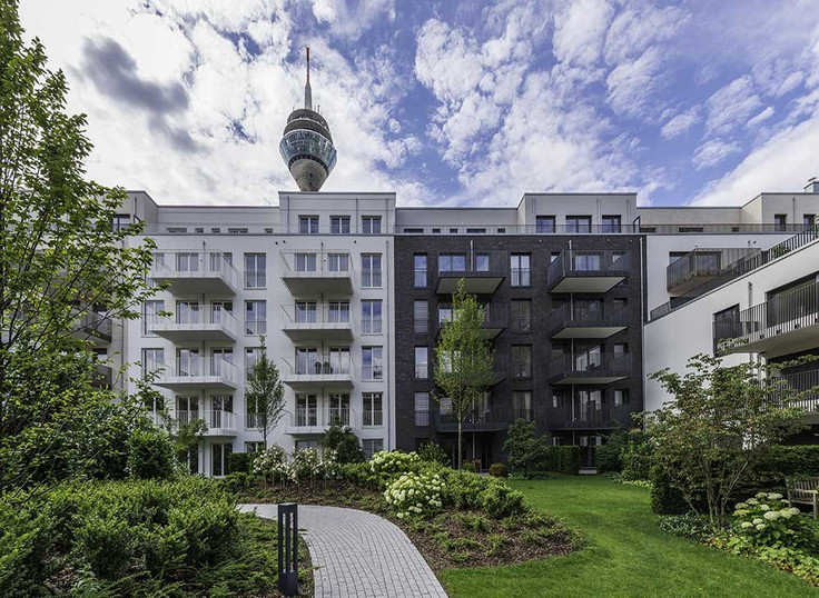 Buy Condominium, Terrace house in Dusseldorf-Hafen - NeMo Düsseldorf-Medienhafen, Zwischen Moselstraße und Neusser Straße