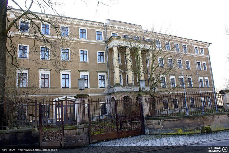 Buy Condominium in Dresden-Prohlis - Wohnhof Dresden - Altlockwitz, Altlockwitz