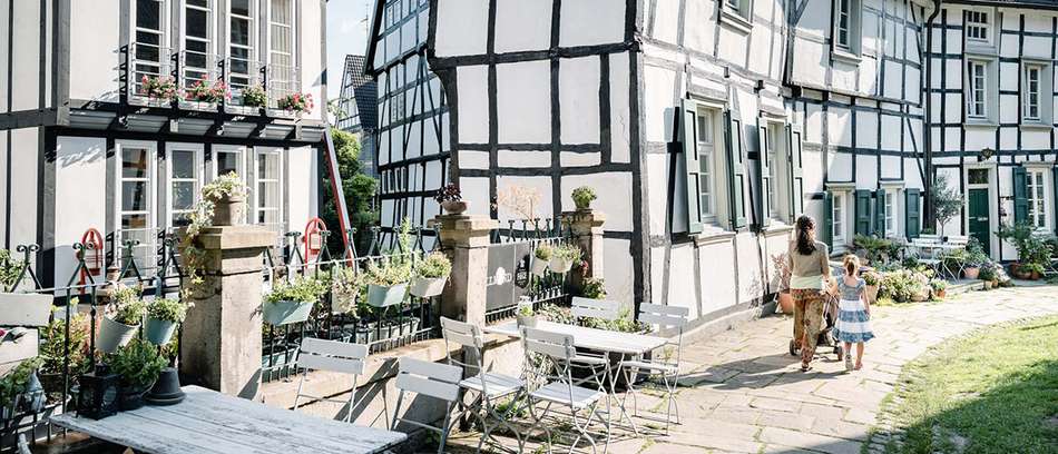 2 km zur Hattinger Altstadt