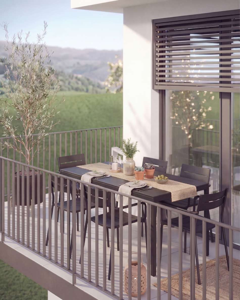 BALCONY CLOSE UP C1 R4 V18K 