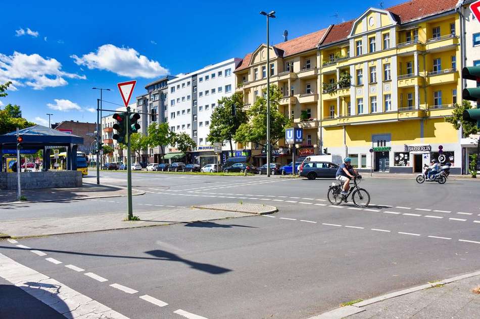 franz-neumannplatz 1983.jpg