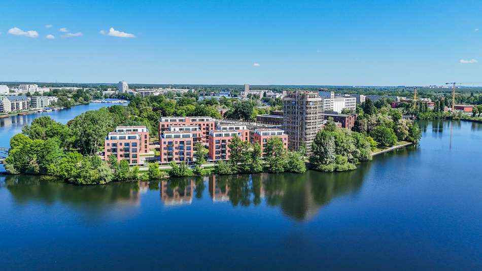 BestPlaceEiswerderstr. 12D